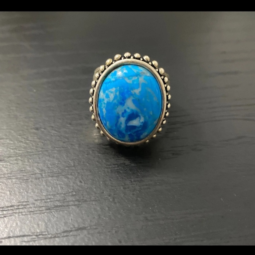 ring - Picture 2 of 4